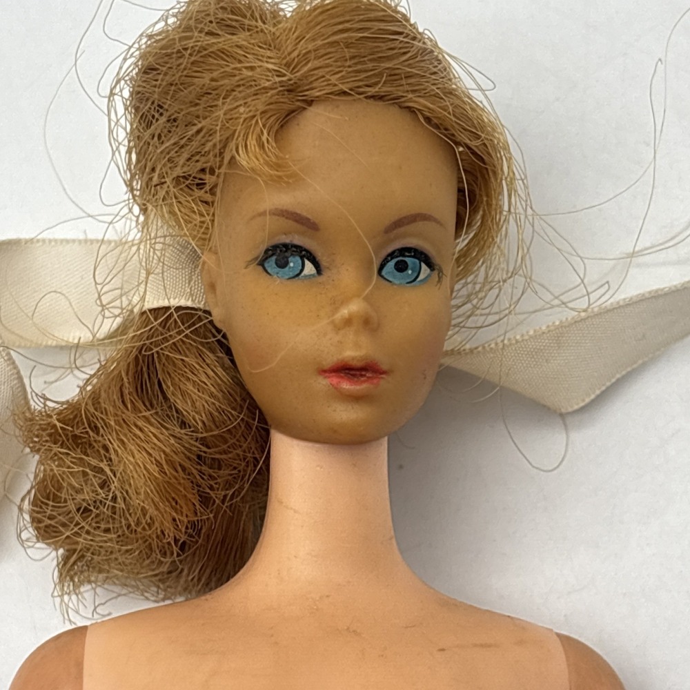 Vtg Strawberry Blonde BARBIE FASHION DOLL MATTEL Japan  Bent Leg #6